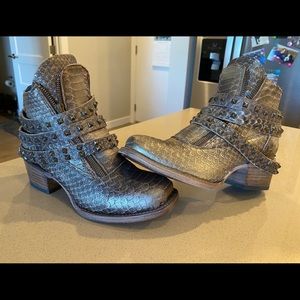 Freebird Truth Size 7